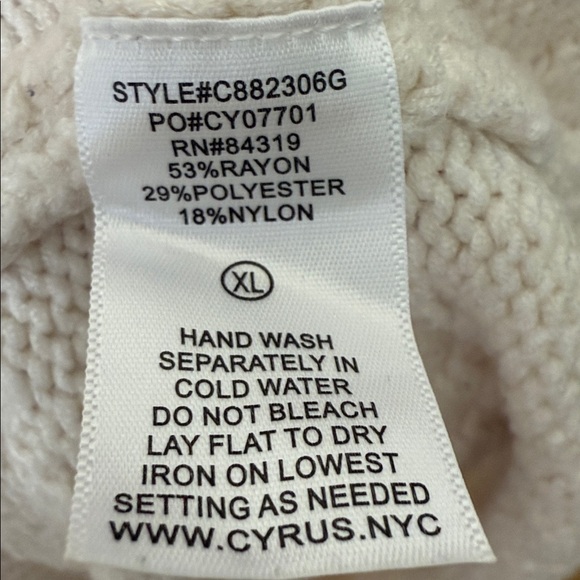 Cyrus Cream Cable Knit Sweater - Picture 4 of 5